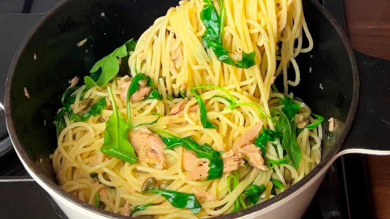 A friend from Tuscany taught me this delicious pasta with tuna recipe!